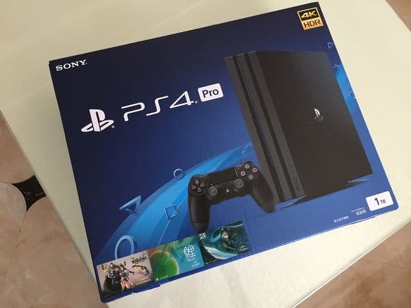 PS4 Pro开箱照